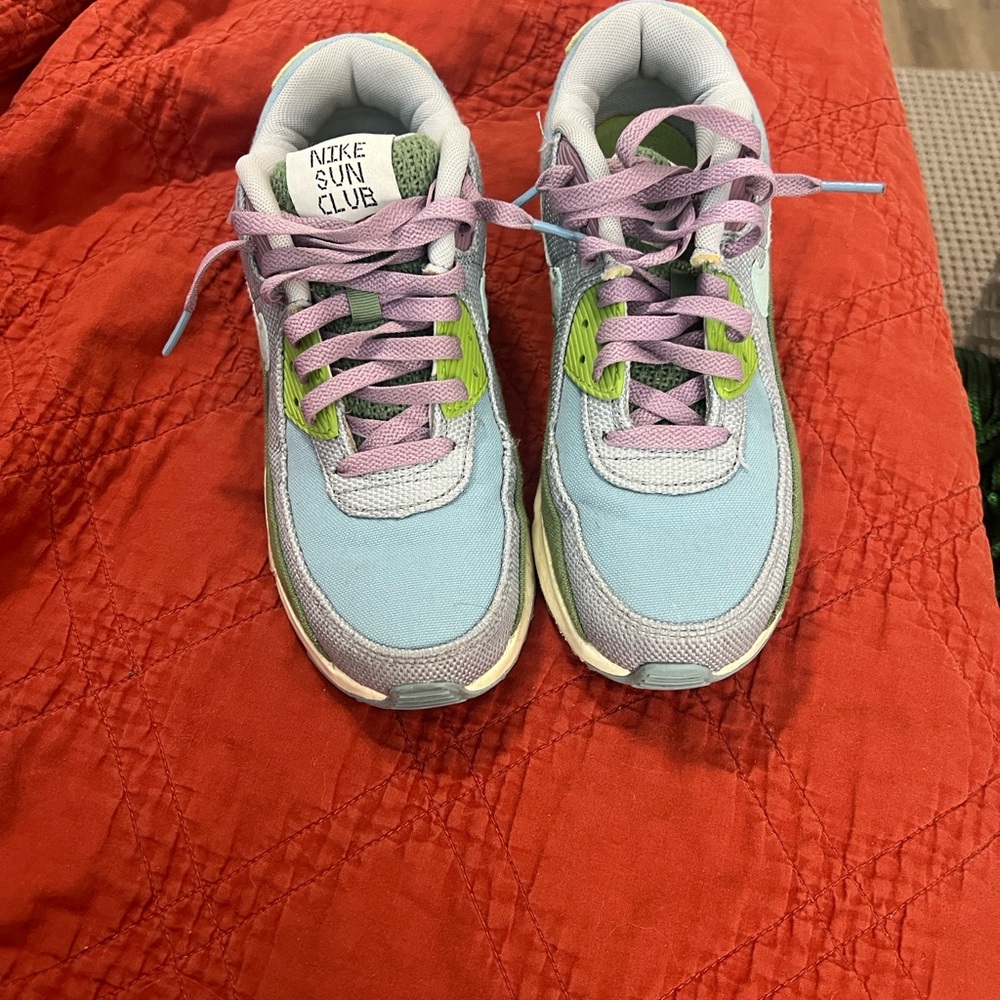 Nike Special Edition Air Max Sun Club Sneakers - Picture 3 of 5